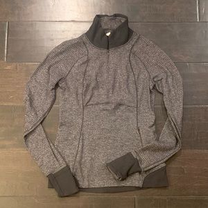 LULULEMON HALF ZIP